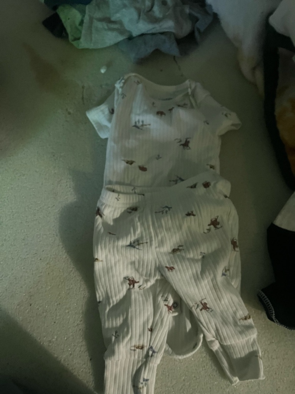 Ribbed White Baby Onesie & Pants Set with Toy Print